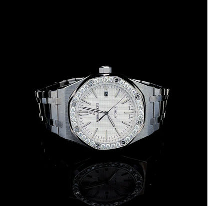 Diamond Accents, Steel Resolve — Timepieces That Speak Without Words By CrownIce