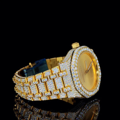 The Royal Radiance – Where Pure Gold Meets Precision and Sparkle By CrownIce